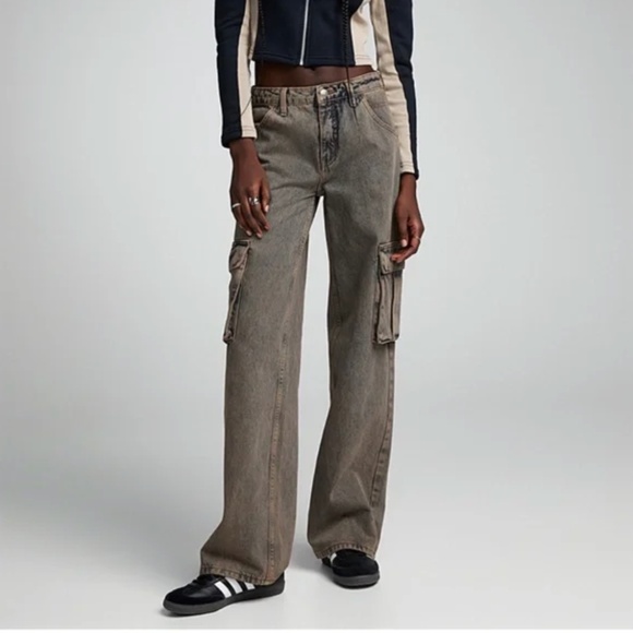 Guess dark wash faded wide leg cargo baggy jean NWT - Picture 1 of 15